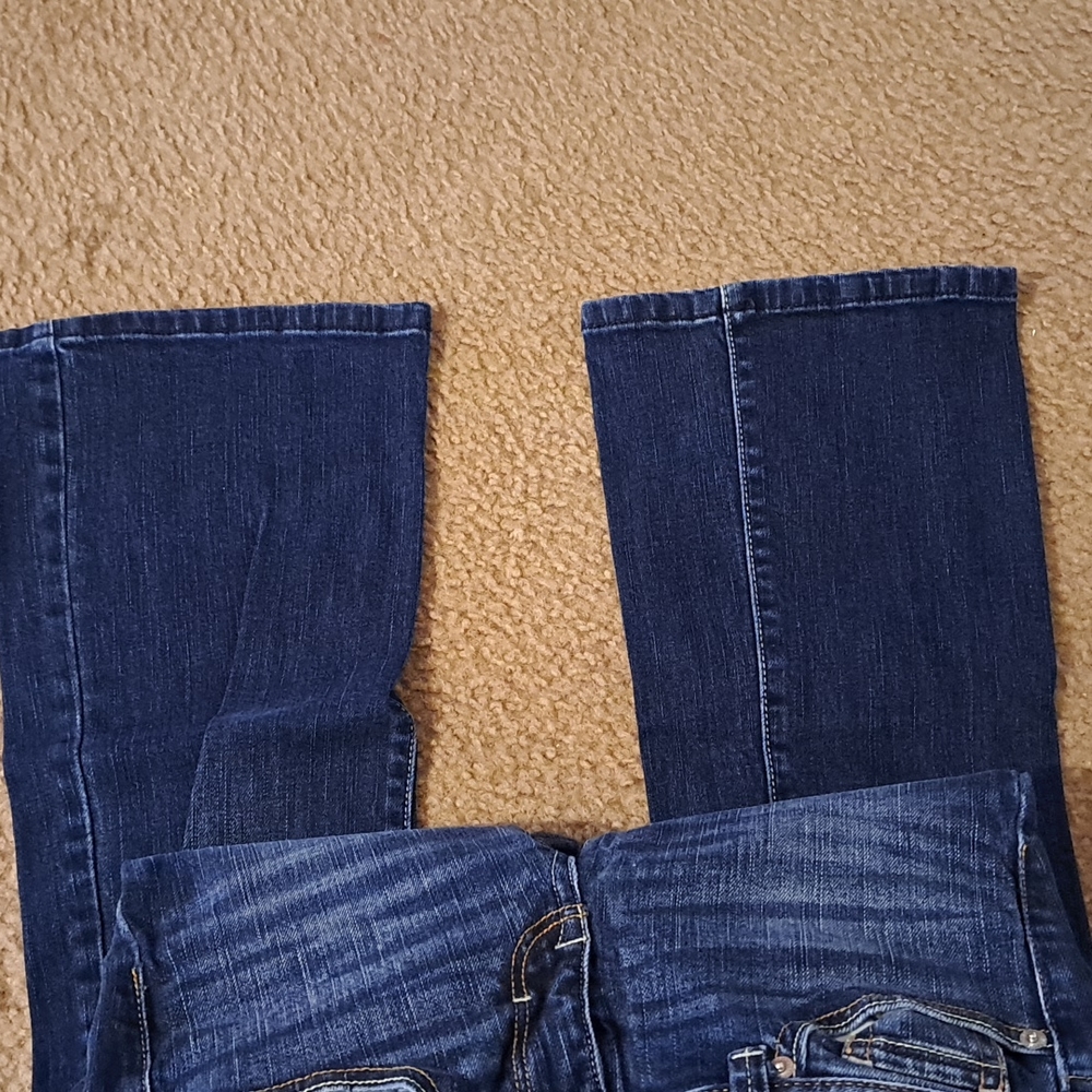 American Eagle - Picture 3 of 5